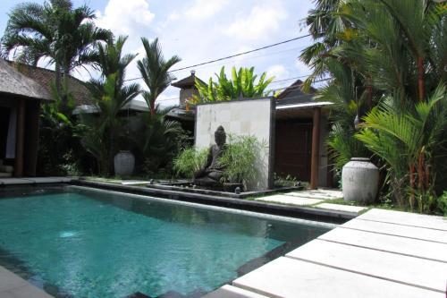 Luxury 2 Bedroom Villa With Private Pool, Bali Villa 1142