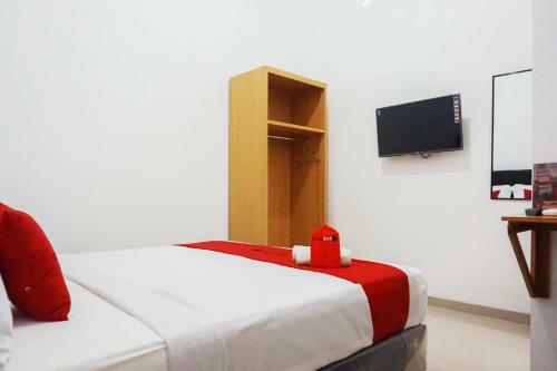 Hotel Reddoorz @ Jalan Danau Limboto