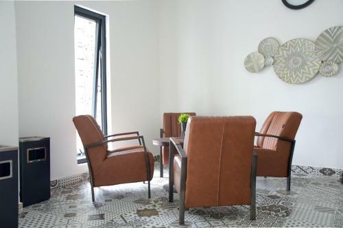 Hostal Reddoorz Plus Near Unimed Medan