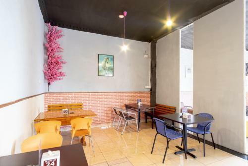 Hotel Oyo 1668 Yvel Homestay