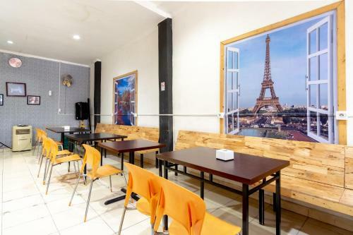 Hotel Oyo 1668 Yvel Homestay