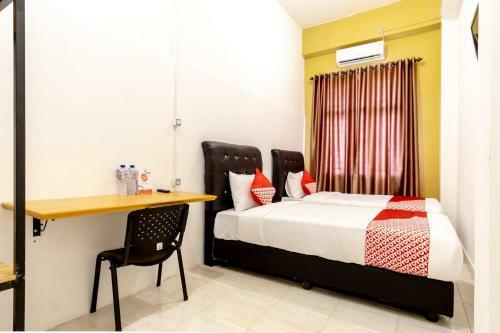 Hotel Oyo 1400 Barat Residence Syariah