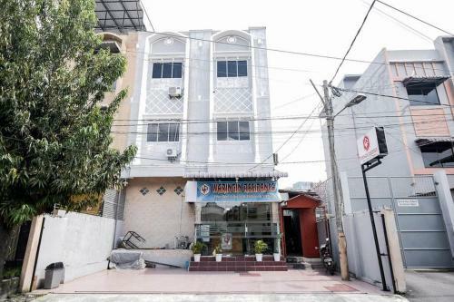 Hotel Waringin Residence