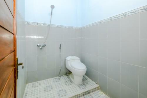 Hotel Oyo 2450 Hening Homestay