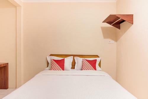 Hotel Oyo 3252 Lansano Residence Syariah