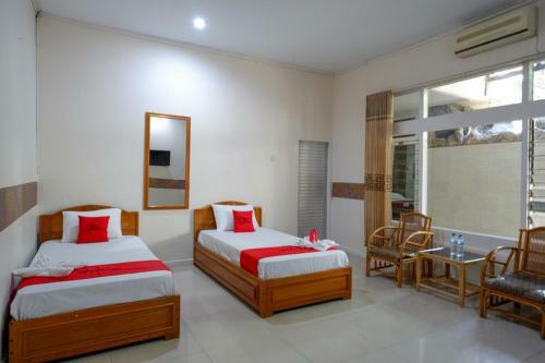 Hostal Reddoorz Plus @ Alam Raya Hotel