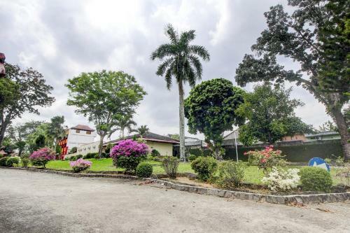 Oyo 3180 Hotel Rian Cottage