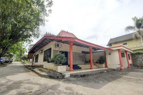 Oyo 3180 Hotel Rian Cottage