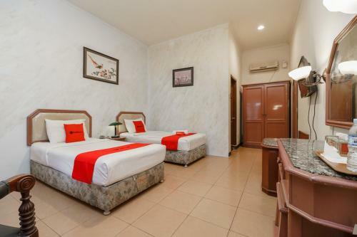 Hostal Reddoorz Near Transmart Pangkal Pinang