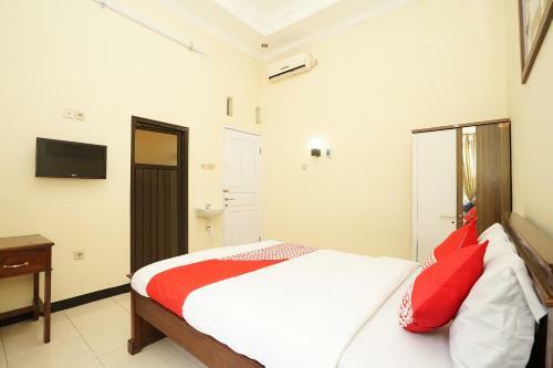 Hotel Oyo 587 Penginapan Sinar Harapan