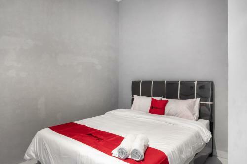 Hostal Reddoorz Near Manhattan Square Medan