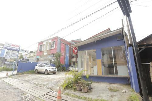 Hotel Oyo 3884 Dixie Syariah Guest House
