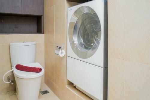 Exclusive With Comfortable 2br Apartment At Branz Bsd By Travelio