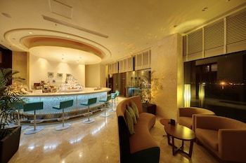 Hotel Ana Intercontinental Manza Beach Resort
