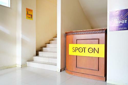 Hotel Spot On 2610 Zn Residence