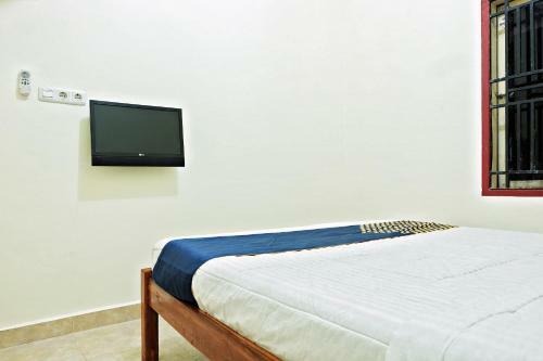 Hotel Spot On 2742 R5 Homestay