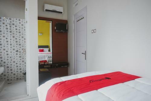 Hostal Reddoorz Syariah @ Jalan Dieng
