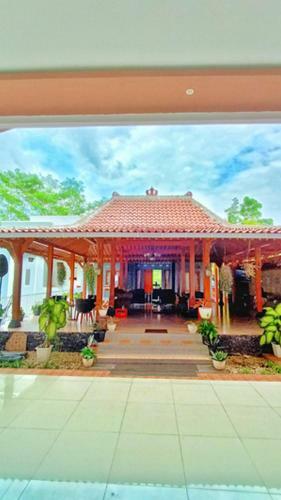 Hotel Artomoro Syariah Guest House
