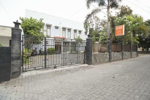Hostal Koolkost Near Hartono Mall Yogyakarta