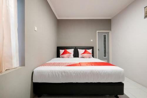 Hotel Oyo 2669 Crown Residence