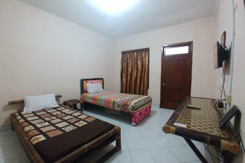 Oyo 90283 Hotel Rajadani Ackni