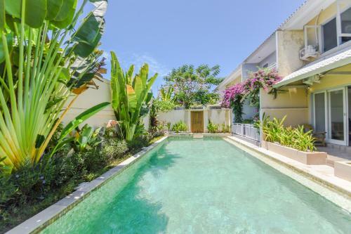Flamboyan Apartments Sanur