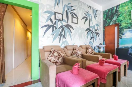 Hotel Oyo 2679 Exis Tropical And Spa