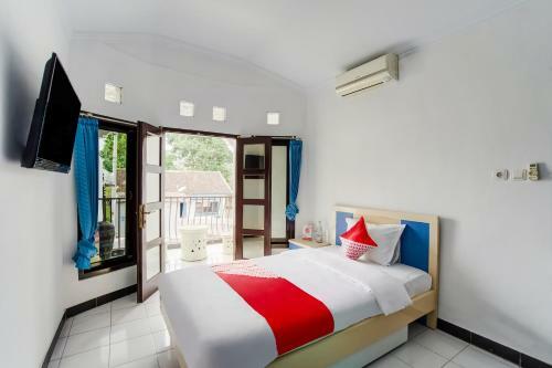 Hotel Oyo 3467 White Residence