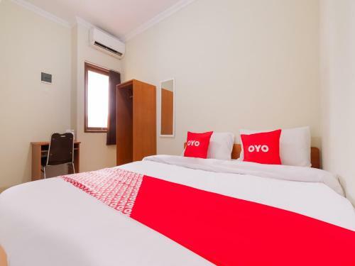 Hotel Oyo 90045 Annafi Apartel