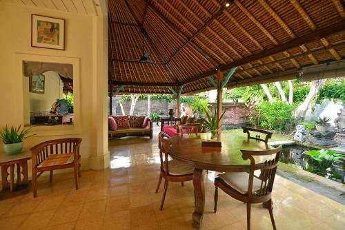 Hotel Bebek Cottages Sanur