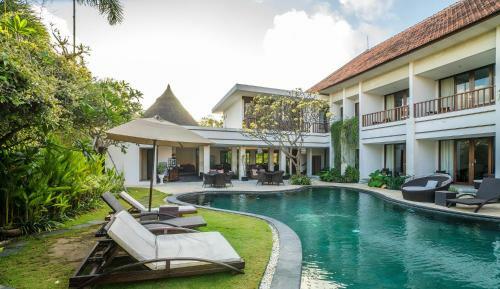 16 Bedroom Villa River Side Legian