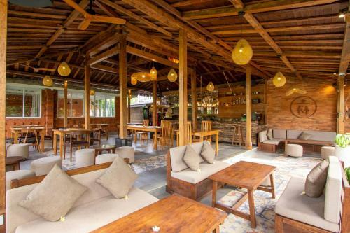 Hotel Moson Resort And Restaurant Legian