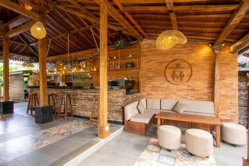 Hotel Moson Resort And Restaurant Legian