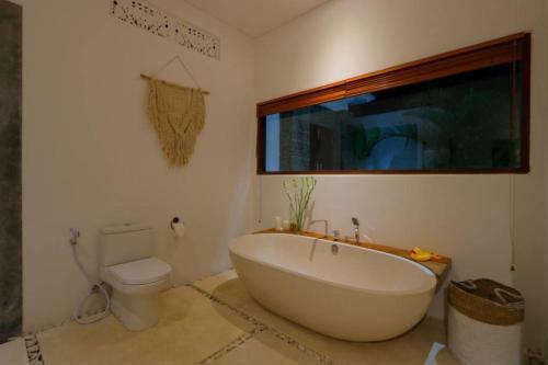 Exclusive Villas Complex 7 Br Seminyak Center W Staff