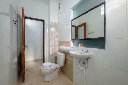 Hotel Oyo 672 Bali Radiance Canggu