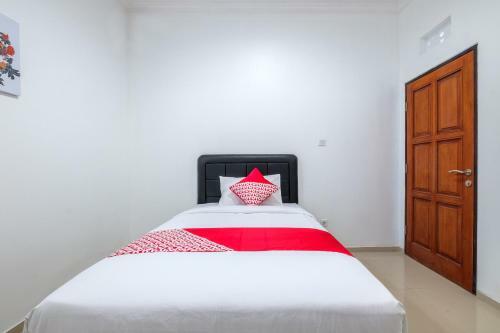 Hotel Oyo 672 Bali Radiance Canggu