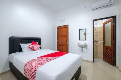 Hotel Oyo 672 Bali Radiance Canggu