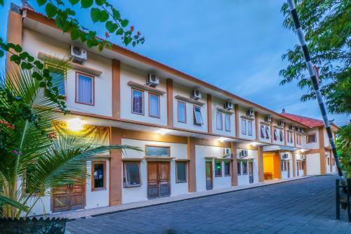 Oyo 1117 New Garuda Hotel