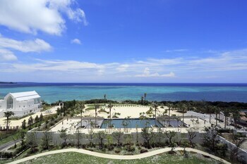 Hotel Monterey Okinawa Spa & Resort