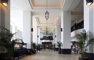 Hotel Monterey Okinawa Spa & Resort