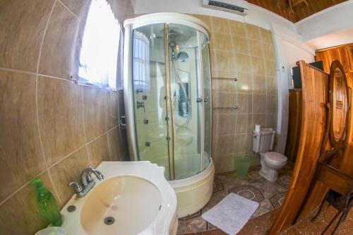 Hostal Villa Roma Guest House