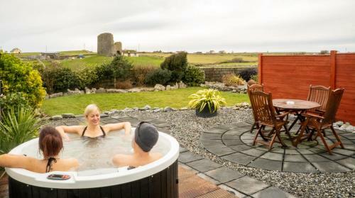 Luxury Lodges In Doolin Village With Hot Tubs