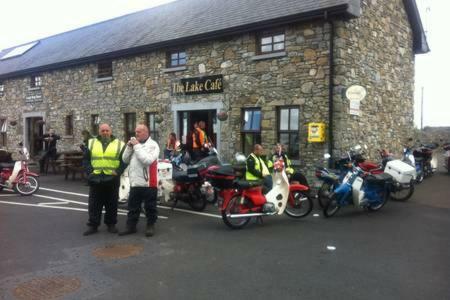 Hostal Lough Derg House & The Lake Cafe