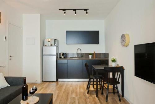 Sun Bay Studio Apartments