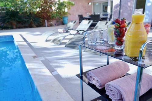 Amdar Residence Apartment - Private Pool, Sea View & Sauna