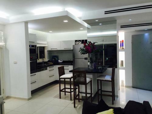 Bed & Breakfast Regency Residence With Pool - Next The Beach