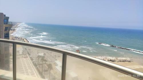 Apartamento Sea Tower Haifa - Almog Building