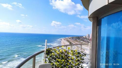 Apartamento Sea Tower Haifa - Almog Building
