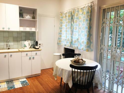 Simply Apartments - Idelson Street