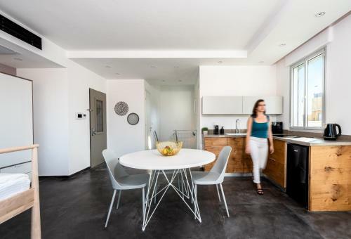 Kedem - By Beach Apartments Tlv